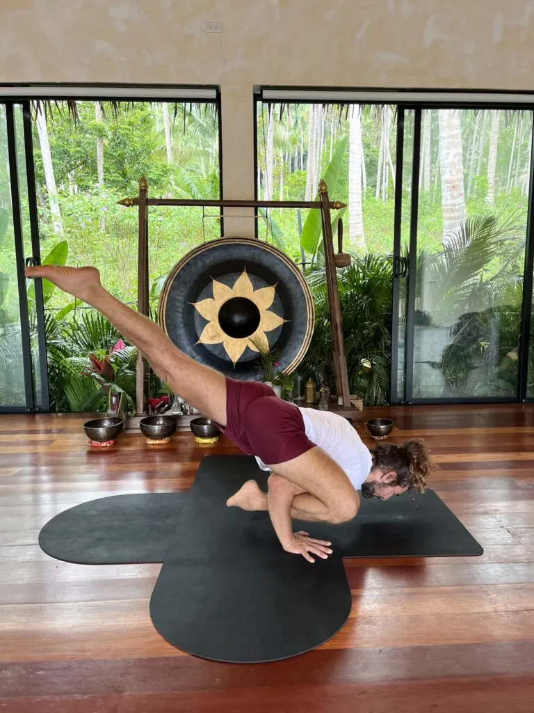 Power Vinyasa Flow w/ Hazem — афиша