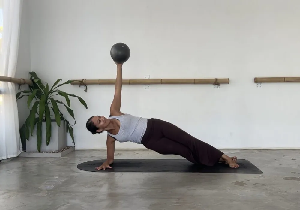 Sculpt: Pilates-Inspired Workout w/ Fah — афиша