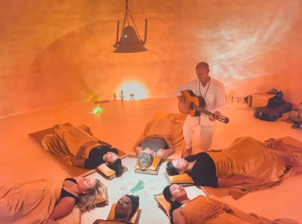 Dream Dome: Light & Sound Journey w/ Narreth I Made Martana Adi Putra — афиша