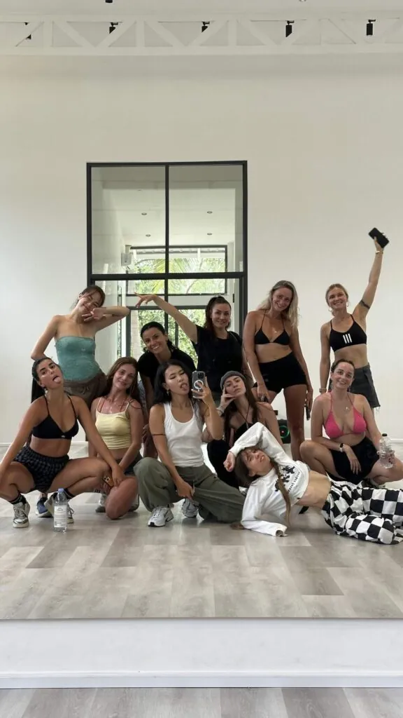 Hip Hop with A Feminine Twist — афиша