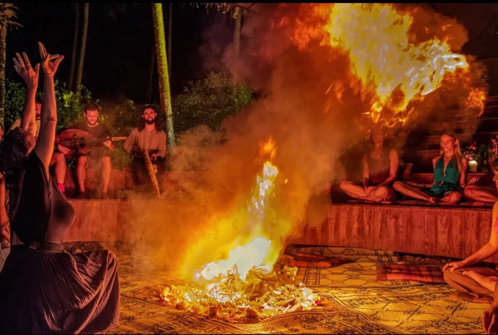 Music Jam & Bonfire w/ Shay Deri — афиша