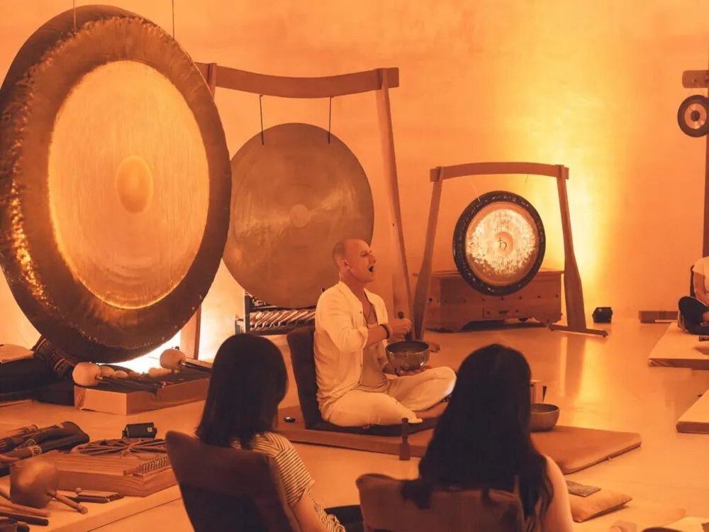 Full Moon Om Chanting w/ Bobby Adlington — афиша