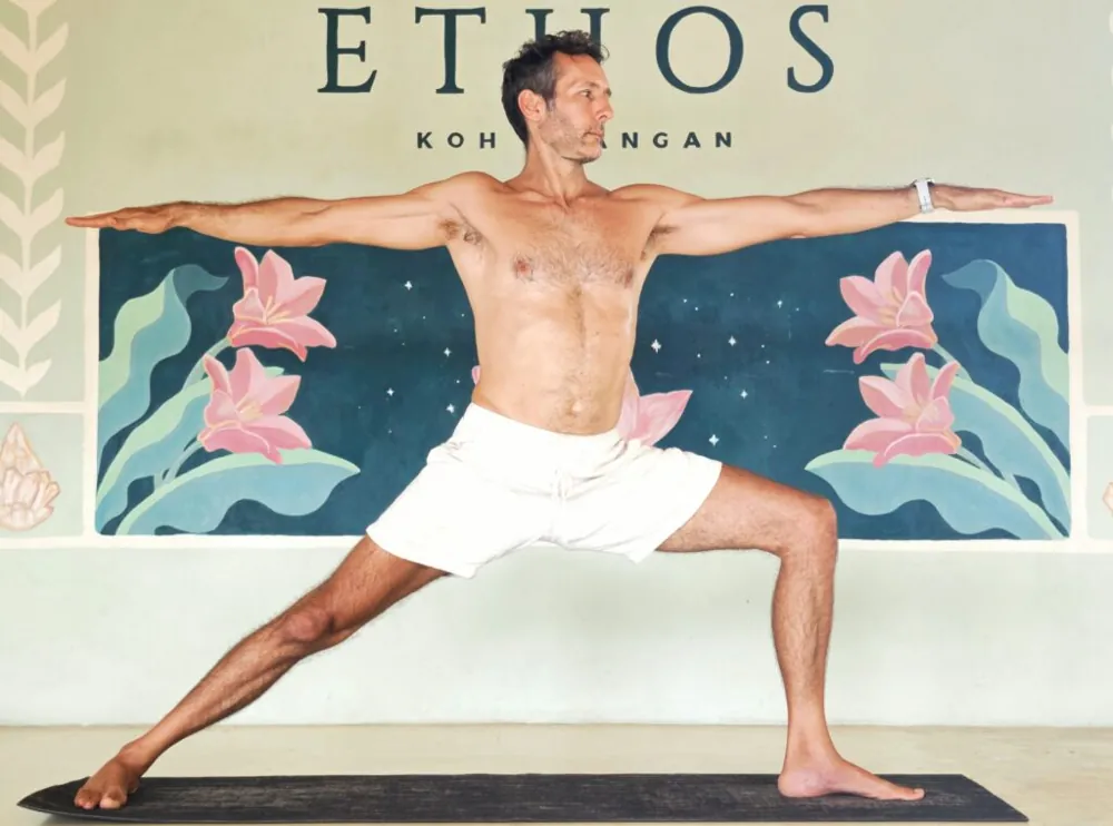 Hatha-Vinyasa Yoga w/ David — афиша