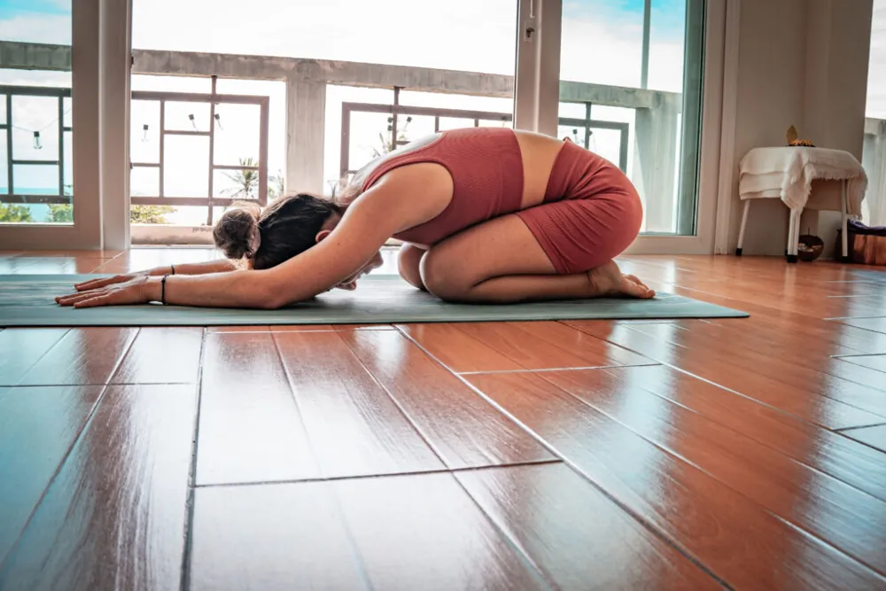 Restorative Yoga w/ Lisa — афиша