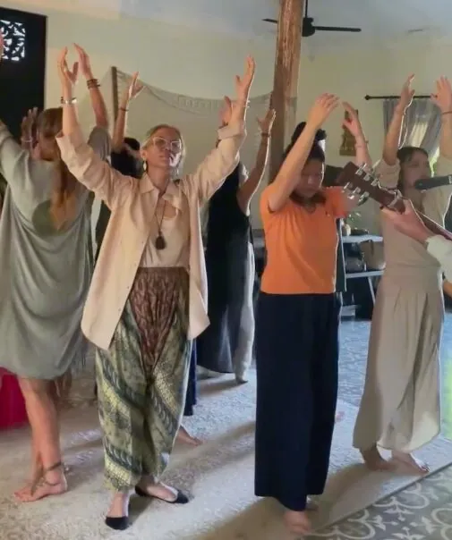 Kirtan Dance Circle w/ Ezca — афиша