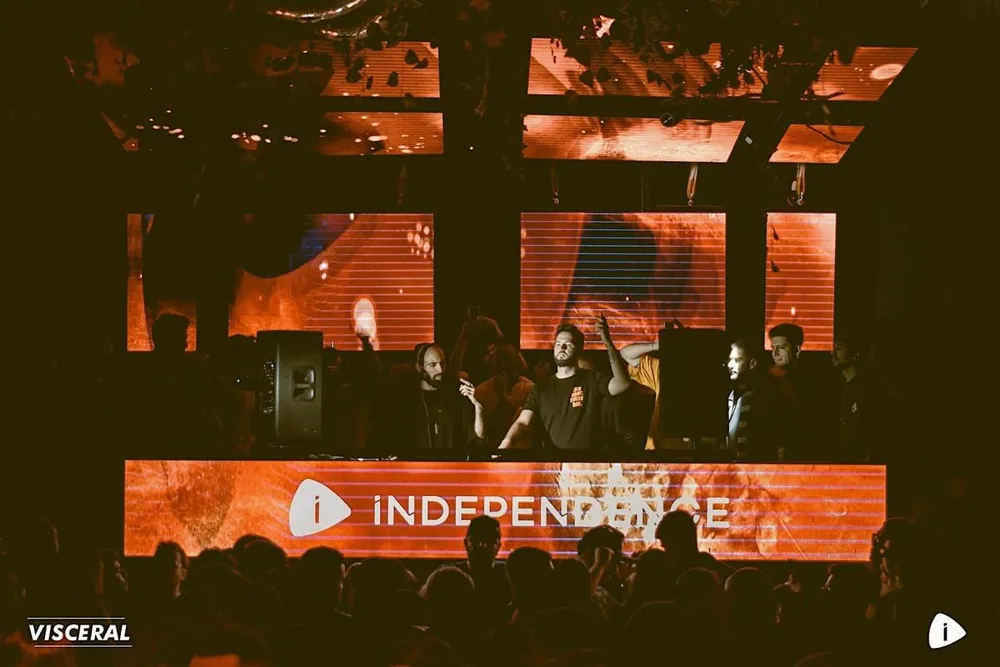 VISCERAL. Pura Actitud Clubber by Independence Music — афиша
