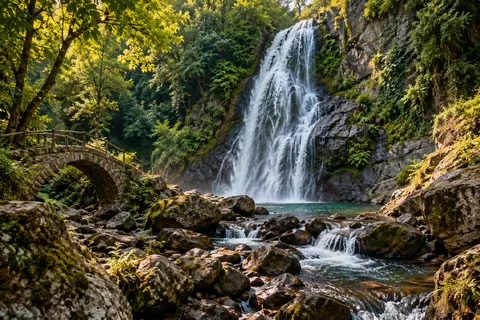Как добраться до водопада Махунцети и моста царицы Тамары и стоит ли ехать в Мтирала